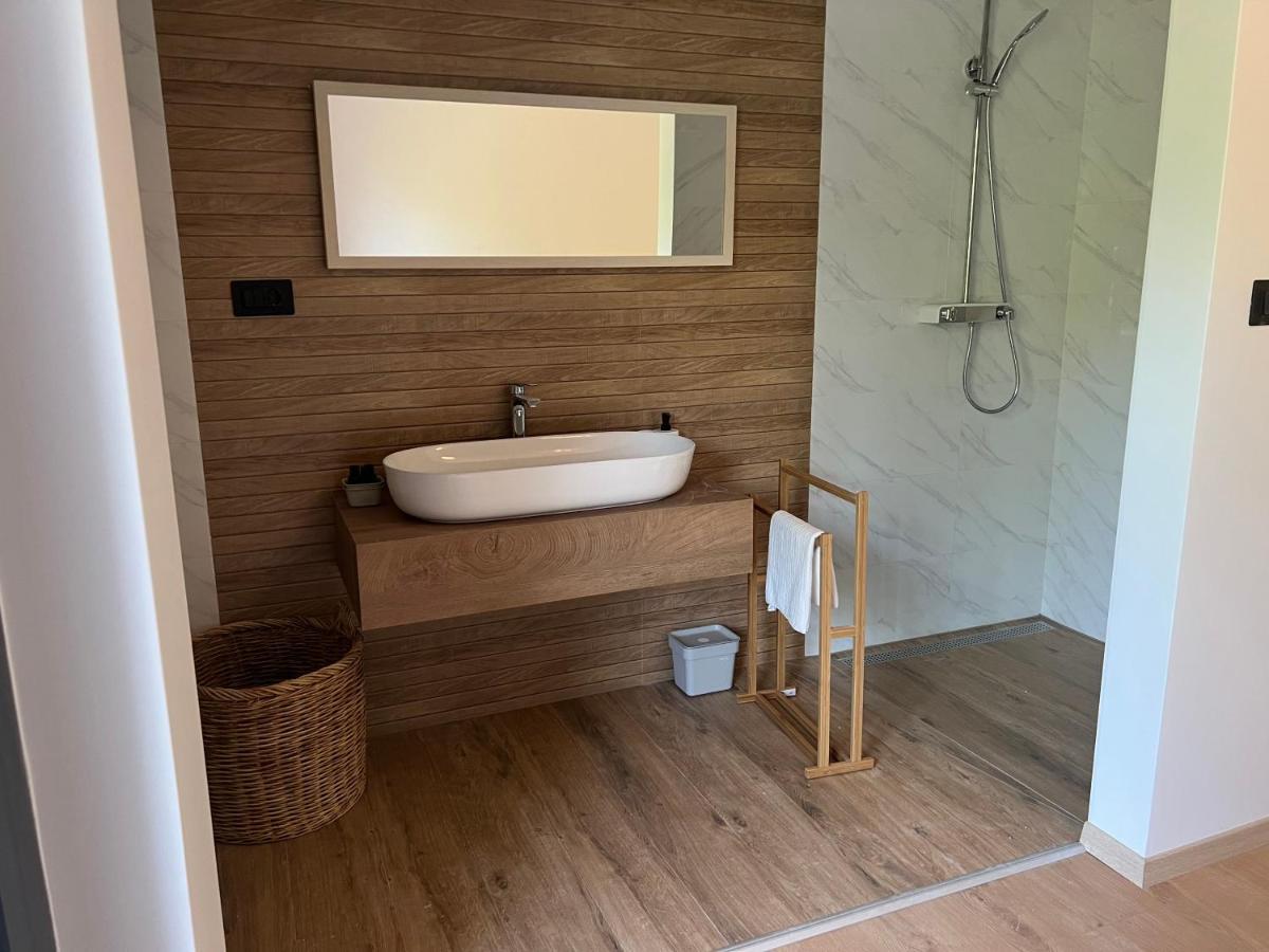 Vila Prisunca Jacuzzi & Swimming Pool 帕津 外观 照片